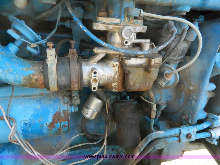 image for item T9401 1978 Ford 3600 tractor