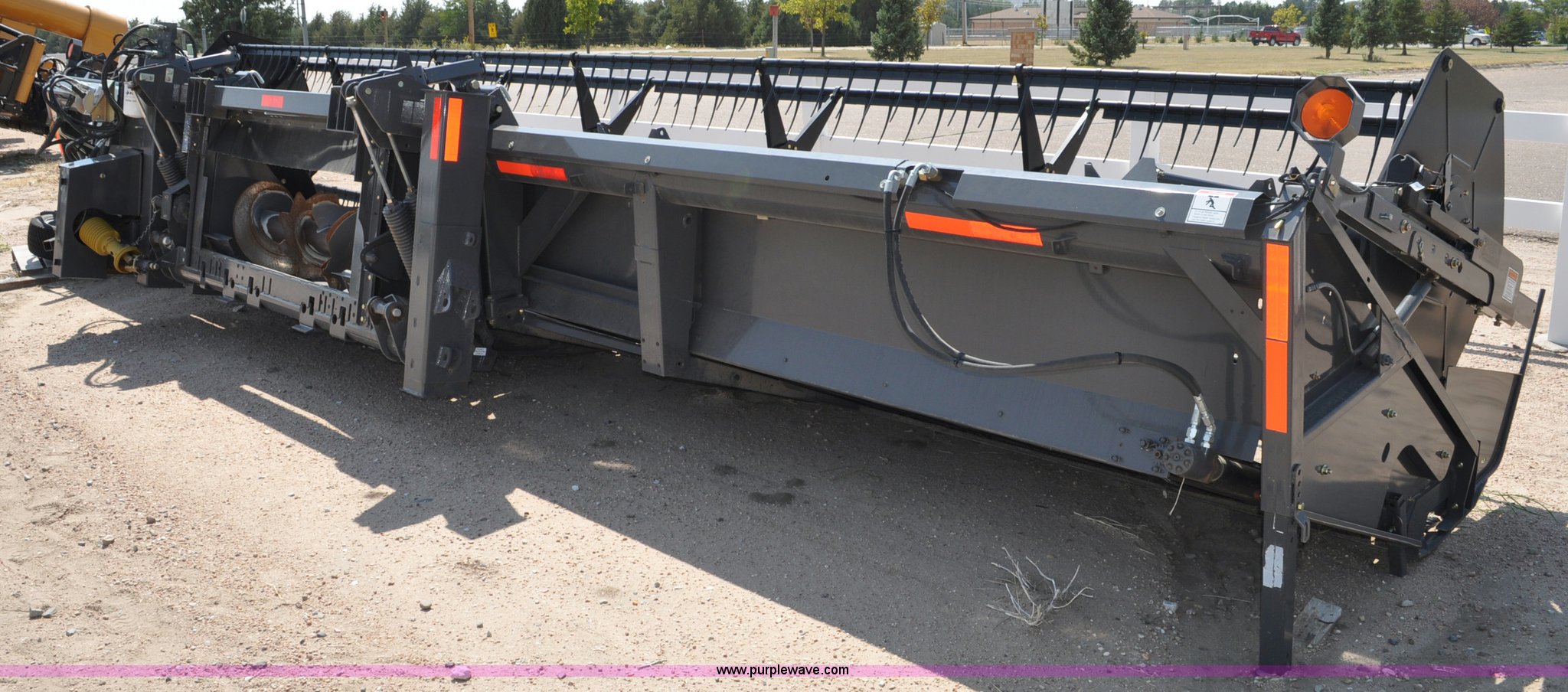 2009 AGCO Gleaner 510030 30' draper header in Imperial , NE Item