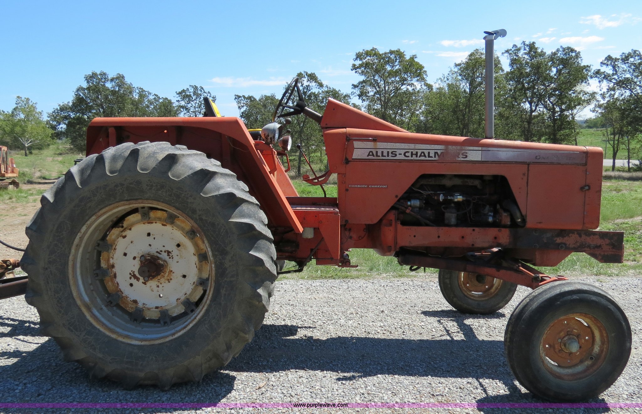 AllisChalmers One tractor in McAlester, OK Item B2476 sold