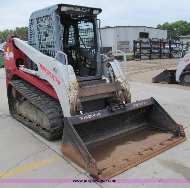 image for item A8460 2006 Takeuchi TL140 skid steer