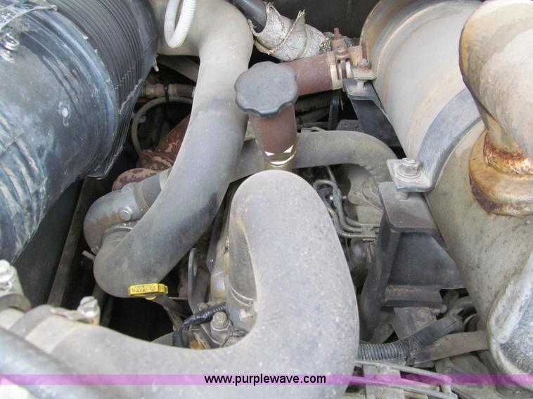 image for item A8460 2006 Takeuchi TL140 skid steer