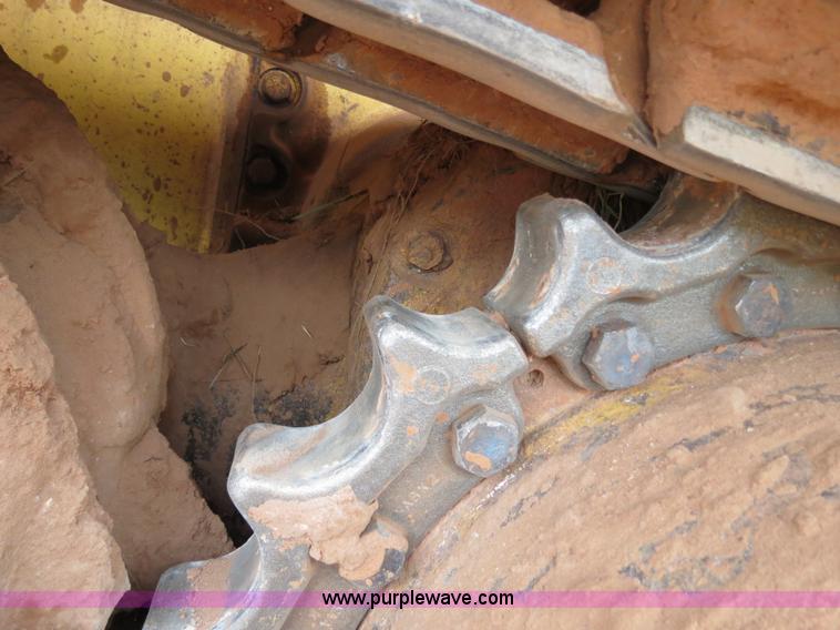 image for item B2474 1999 John Deere 750C LT Series II dozer