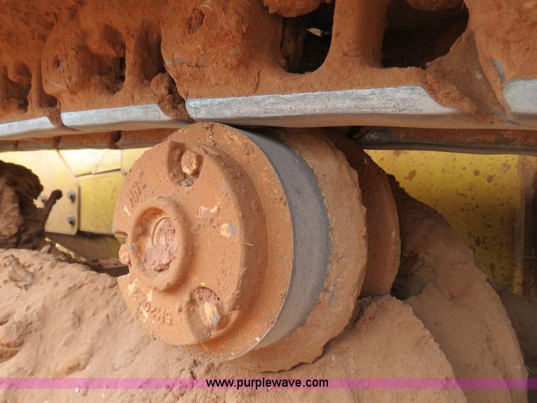 image for item B2474 1999 John Deere 750C LT Series II dozer