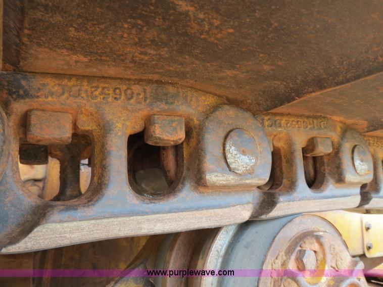 image for item B2474 1999 John Deere 750C LT Series II dozer