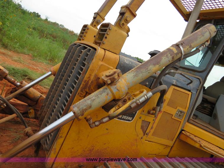 image for item B2474 1999 John Deere 750C LT Series II dozer