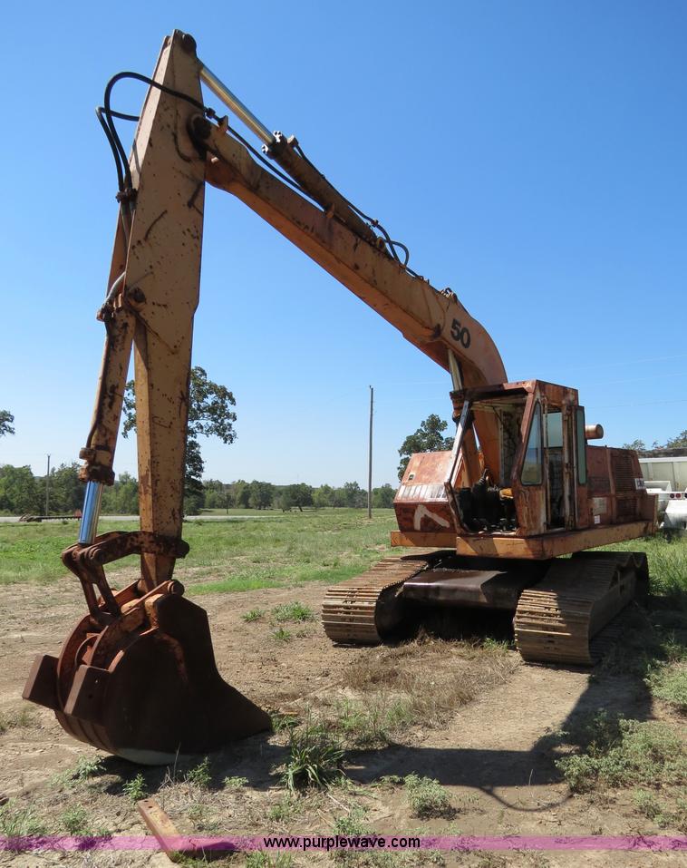 image for item B2475 1977 Case Drott 50 excavator