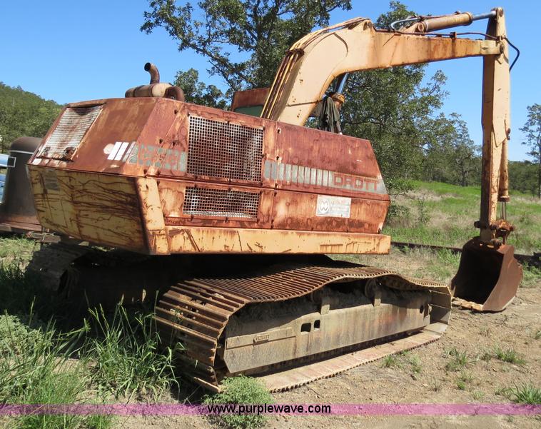 image for item B2475 1977 Case Drott 50 excavator
