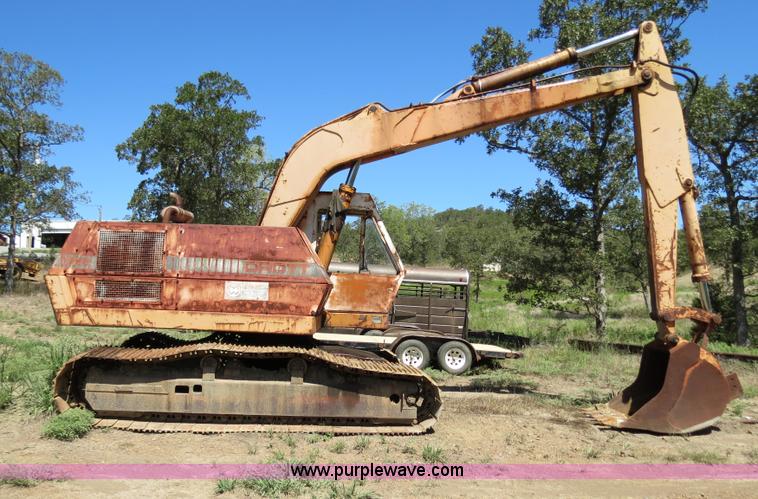 image for item B2475 1977 Case Drott 50 excavator