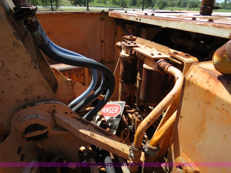 image for item B2475 1977 Case Drott 50 excavator
