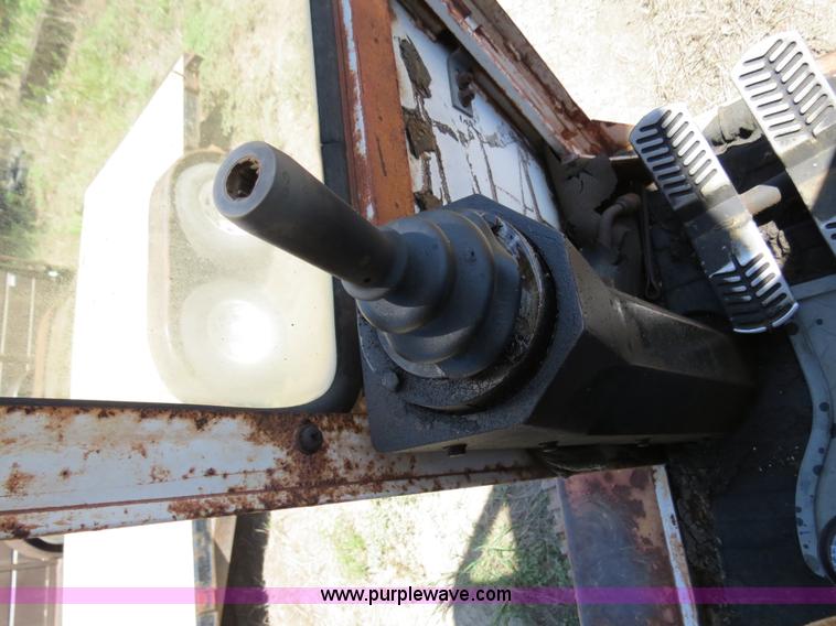 image for item B2475 1977 Case Drott 50 excavator