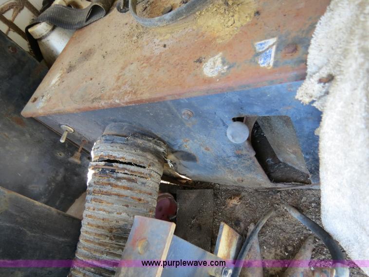 image for item B2475 1977 Case Drott 50 excavator