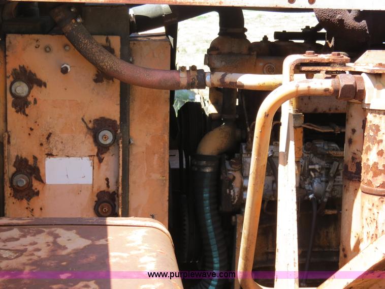 image for item B2475 1977 Case Drott 50 excavator