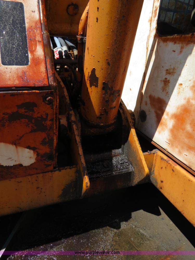 image for item B2475 1977 Case Drott 50 excavator
