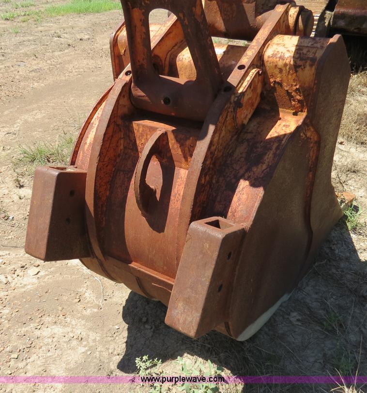 image for item B2475 1977 Case Drott 50 excavator