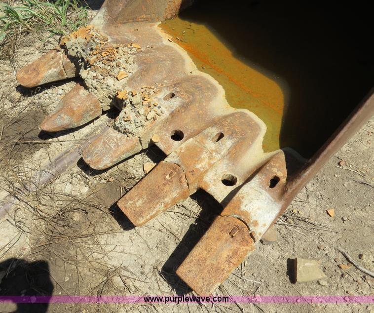 image for item B2475 1977 Case Drott 50 excavator