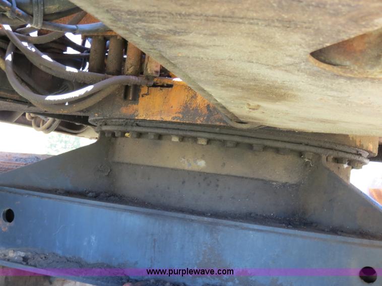 image for item B2475 1977 Case Drott 50 excavator
