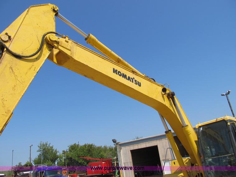 image for item B2849 1996 Komatsu PC220LC-6C excavator