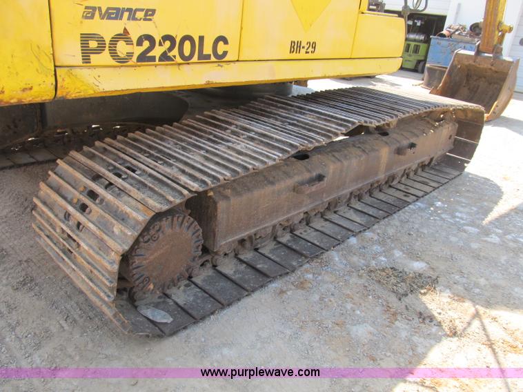 image for item B2849 1996 Komatsu PC220LC-6C excavator