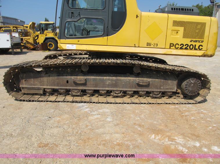 image for item B2849 1996 Komatsu PC220LC-6C excavator