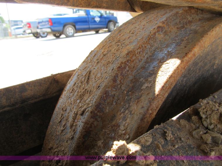 image for item B2849 1996 Komatsu PC220LC-6C excavator