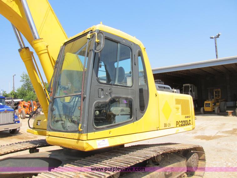 image for item B2849 1996 Komatsu PC220LC-6C excavator