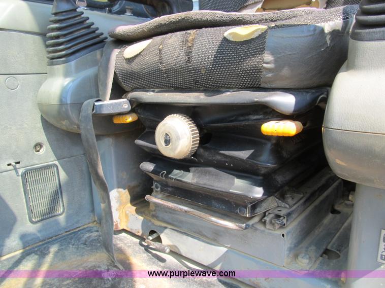 image for item B2849 1996 Komatsu PC220LC-6C excavator