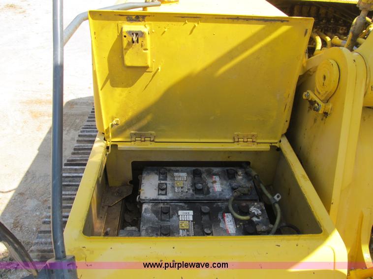 image for item B2849 1996 Komatsu PC220LC-6C excavator