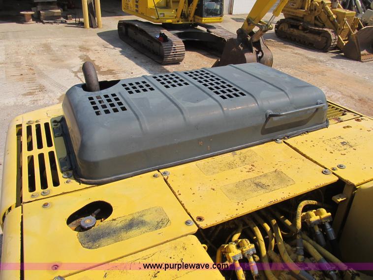 image for item B2849 1996 Komatsu PC220LC-6C excavator