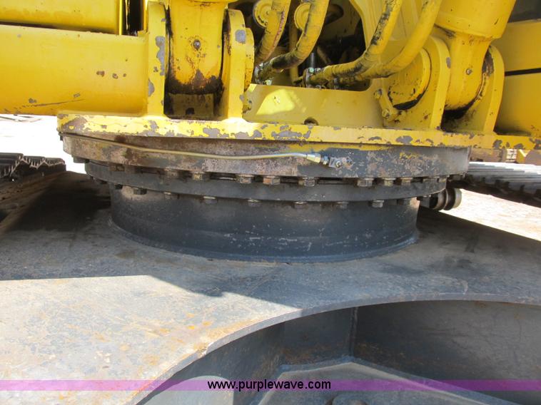 image for item B2849 1996 Komatsu PC220LC-6C excavator