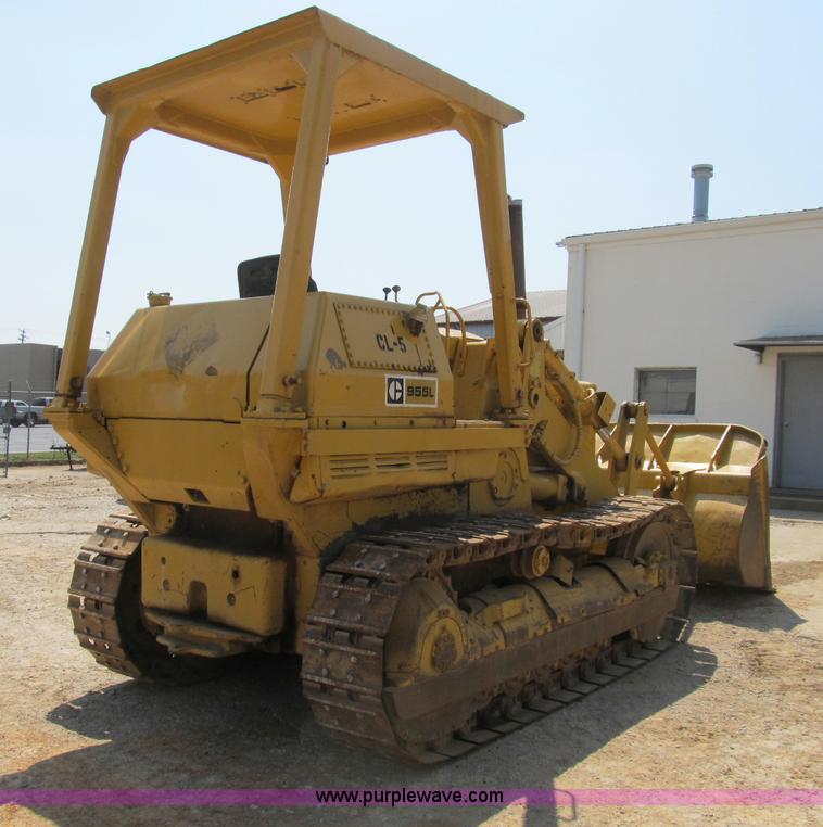 image for item B2850 1976 Caterpillar 955L track loader