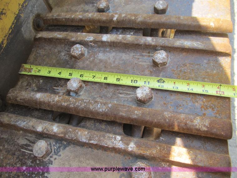 image for item B2850 1976 Caterpillar 955L track loader