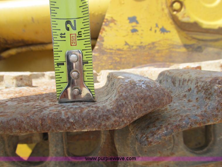 image for item B2850 1976 Caterpillar 955L track loader