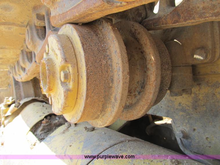image for item B2850 1976 Caterpillar 955L track loader