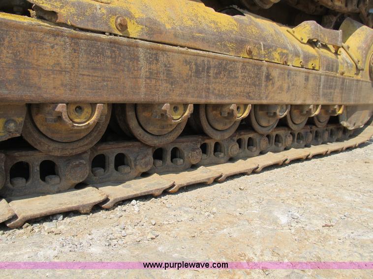 image for item B2850 1976 Caterpillar 955L track loader