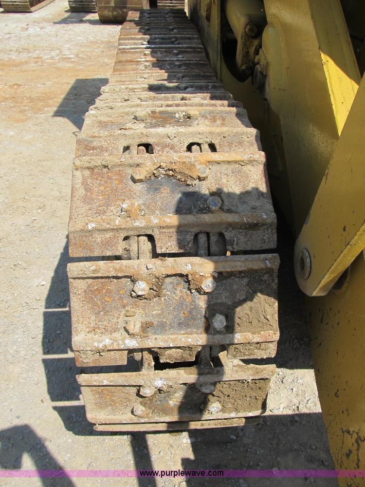 image for item B2850 1976 Caterpillar 955L track loader