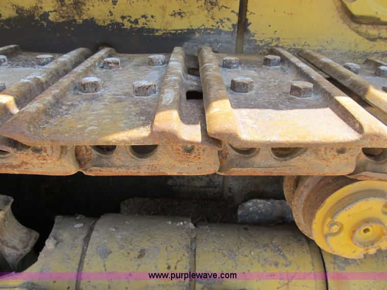 image for item B2850 1976 Caterpillar 955L track loader