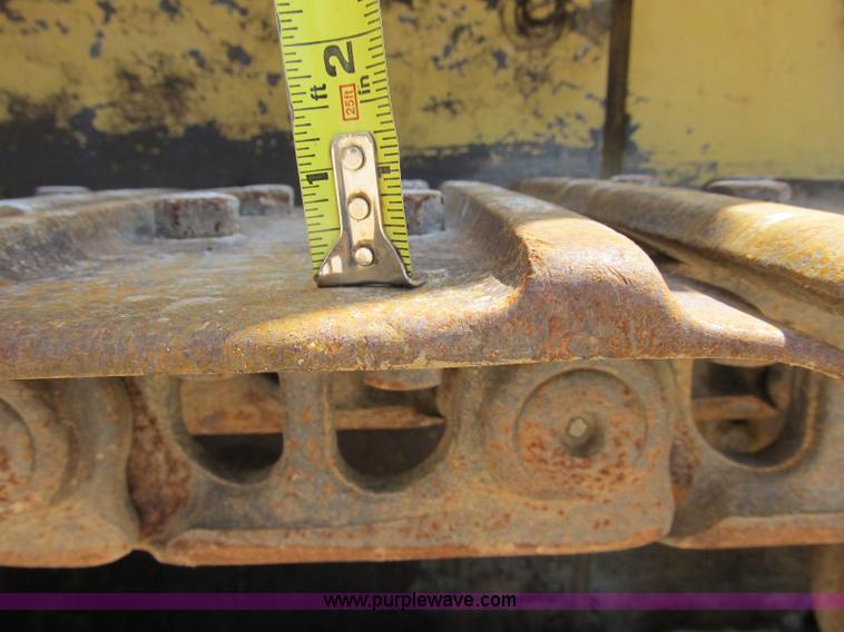 image for item B2850 1976 Caterpillar 955L track loader