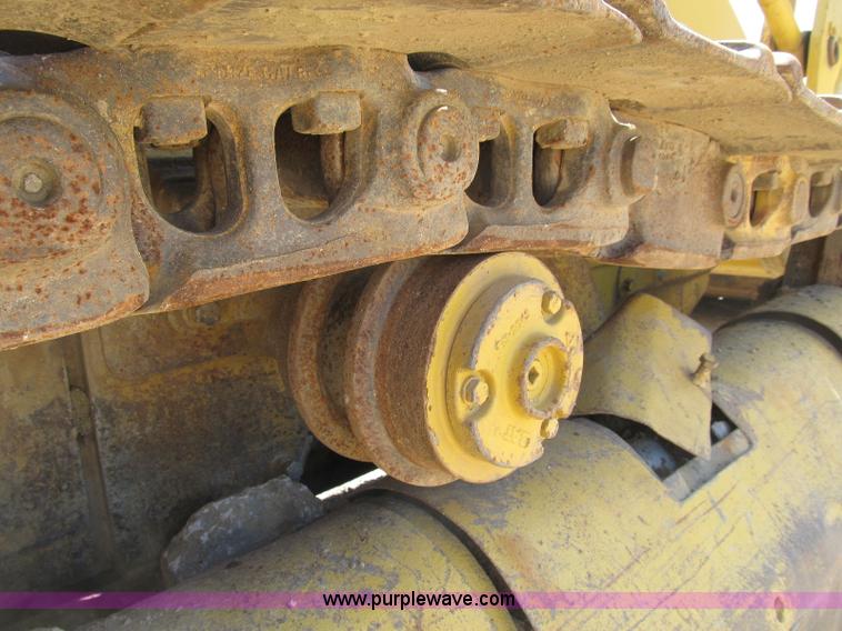 image for item B2850 1976 Caterpillar 955L track loader