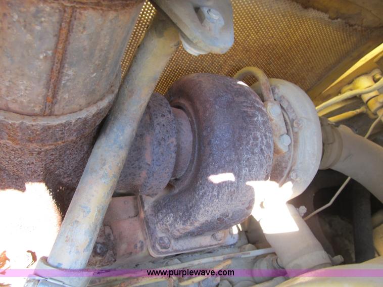 image for item B2850 1976 Caterpillar 955L track loader