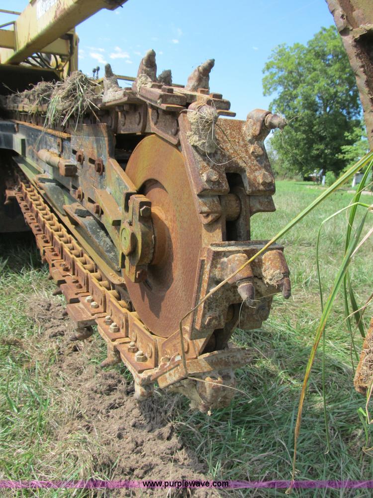 image for item B2856 Vermeer T600D trencher