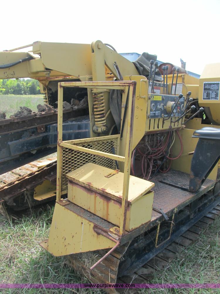 image for item B2856 Vermeer T600D trencher