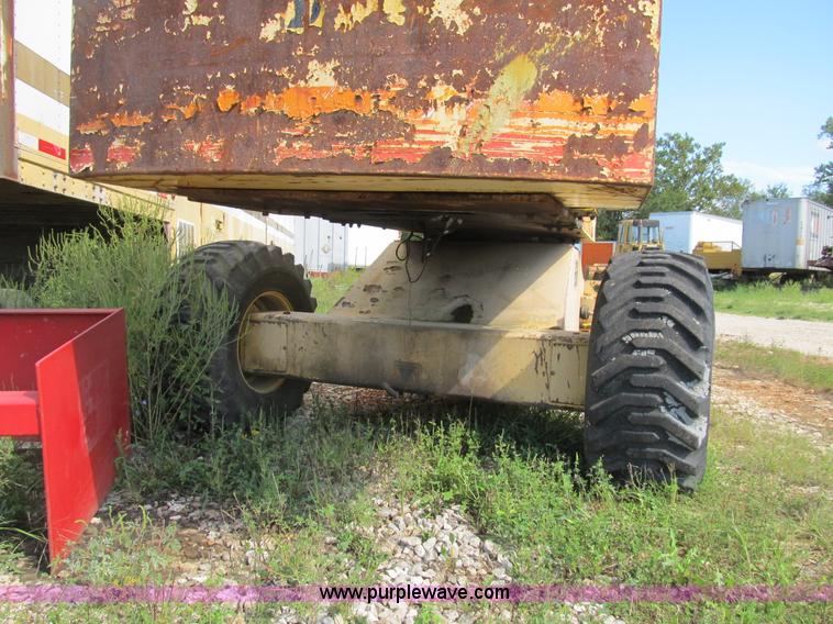 image for item B2858 1991 Condor 68D boom lift