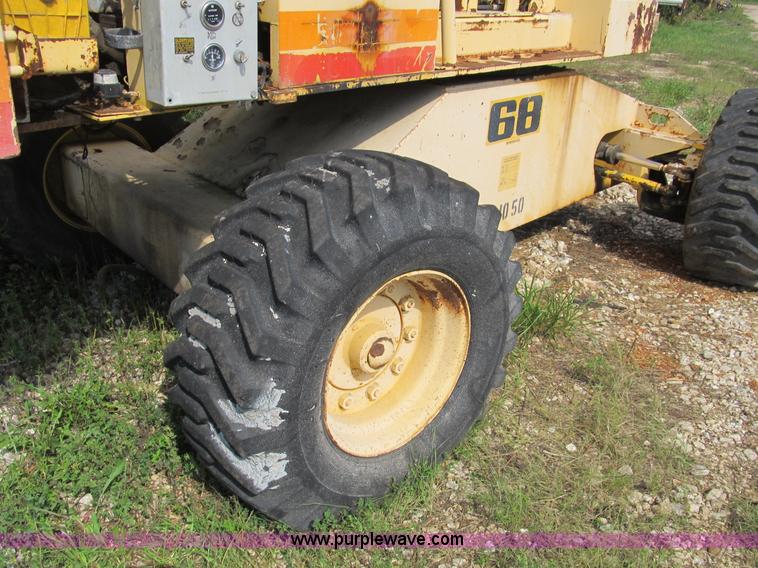 image for item B2858 1991 Condor 68D boom lift