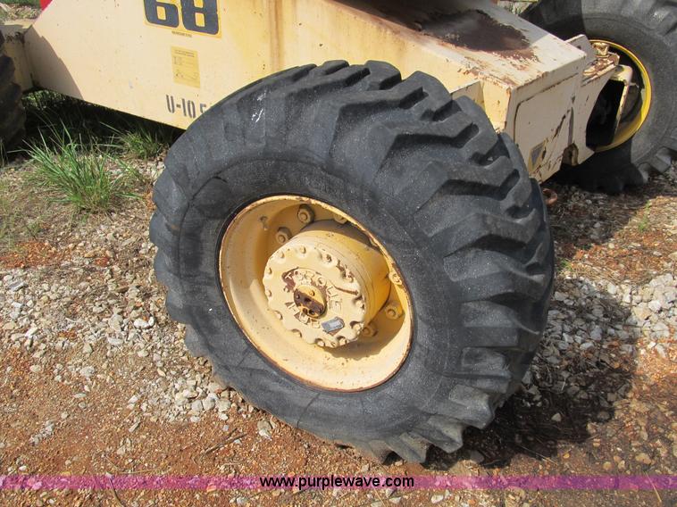 image for item B2858 1991 Condor 68D boom lift