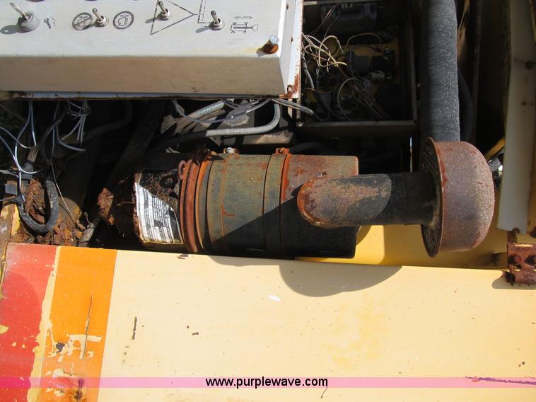 image for item B2858 1991 Condor 68D boom lift