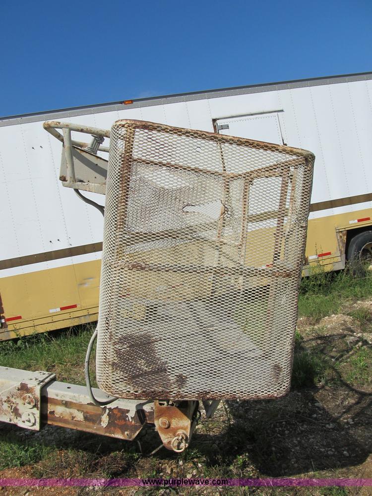 image for item B2858 1991 Condor 68D boom lift