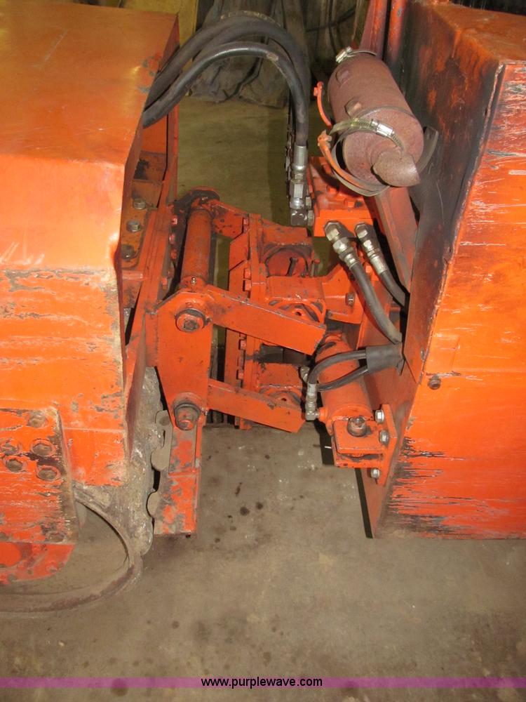 image for item B5211 MultiQuip 36" walk behind vibratory padfoot roller