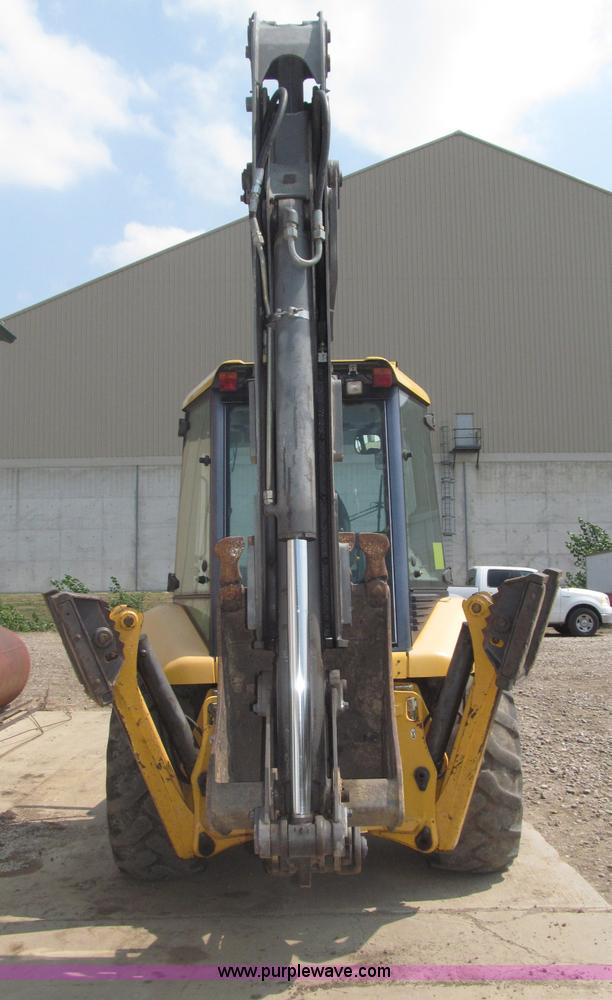 image for item B5212 2003 Volvo BL70 backhoe