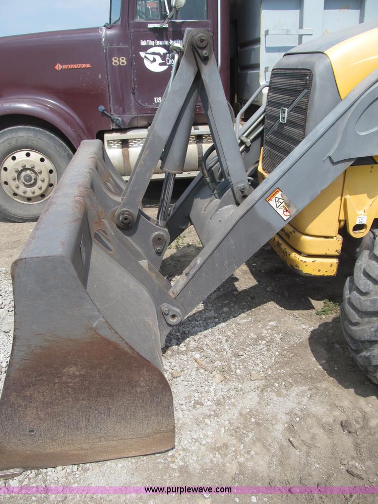 image for item B5212 2003 Volvo BL70 backhoe