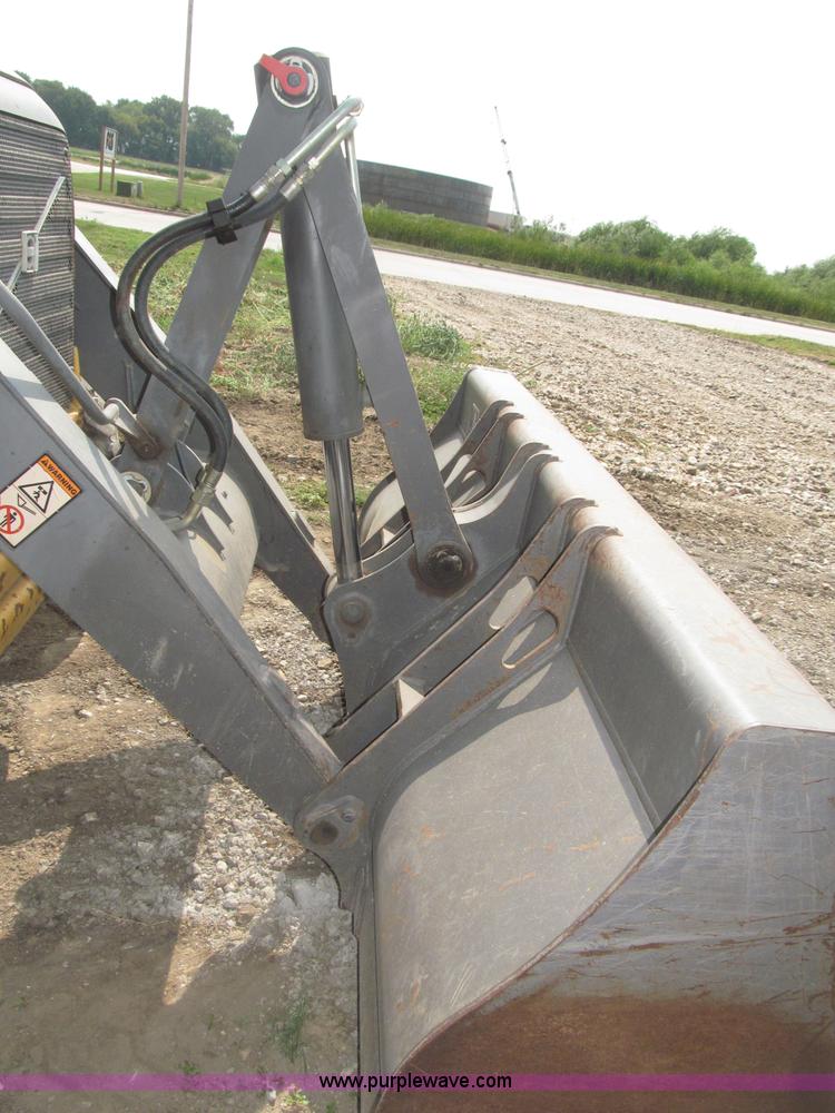 image for item B5212 2003 Volvo BL70 backhoe